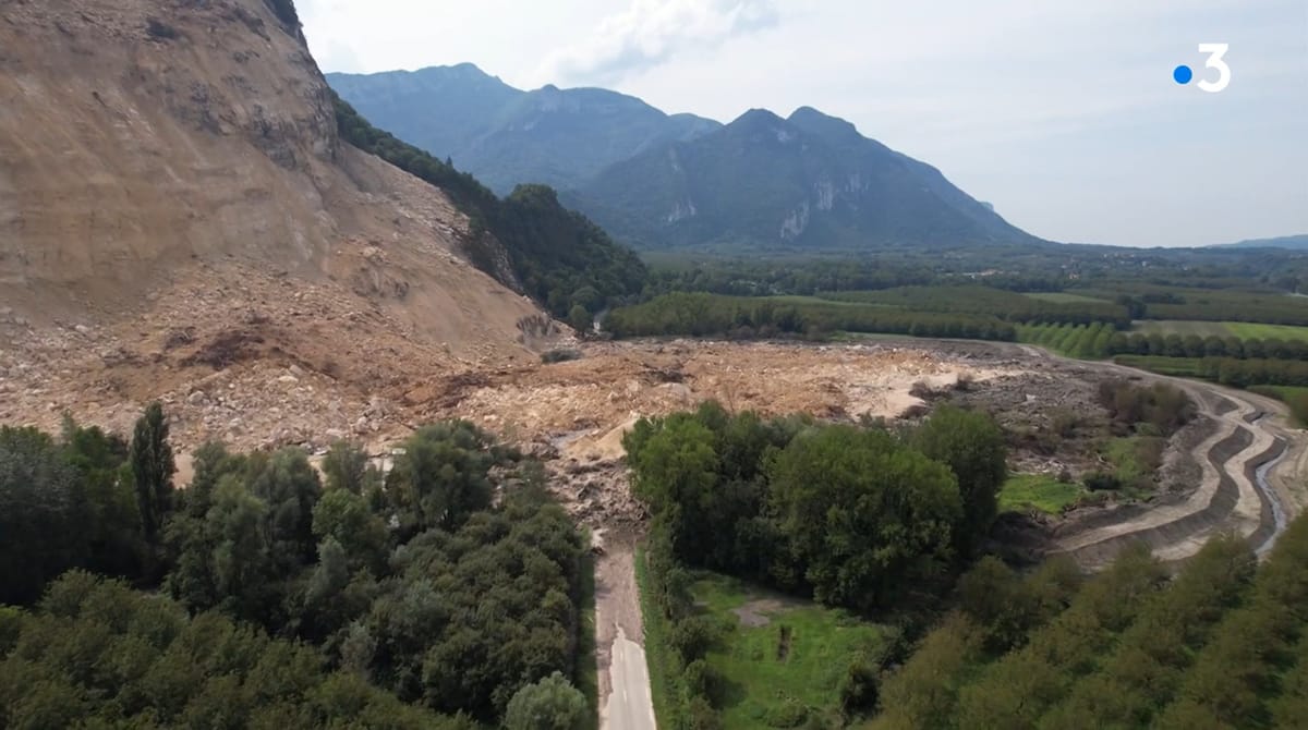 Éboulement sur la commune de La Rivière (38210)